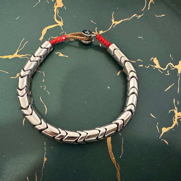 Roxanne Assoulin Jewelry - Roxanne Assoulin Silver Wave Bracelet